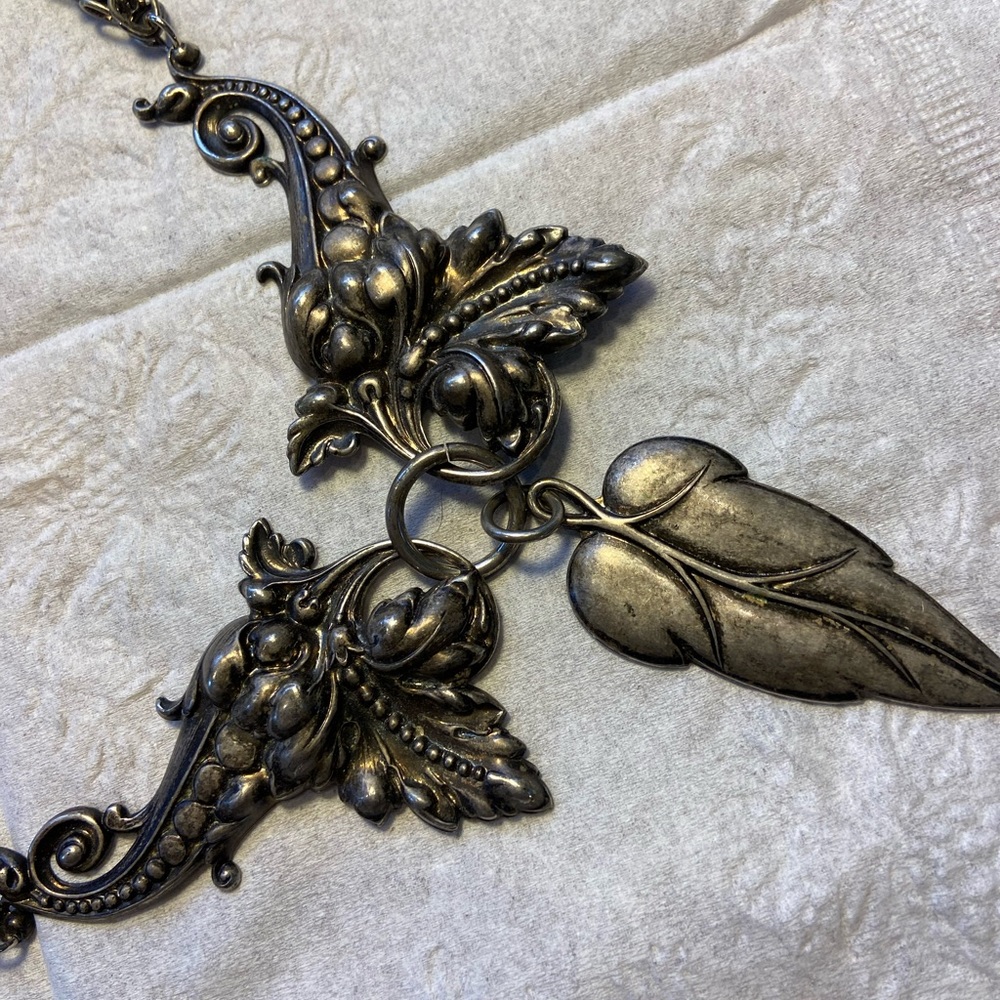Metallic Retro Necklace
